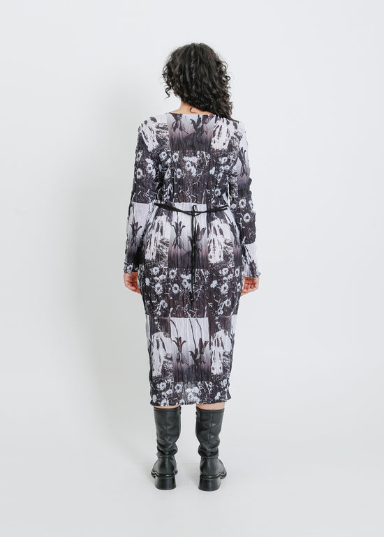 ROONEY PLEAT DRESS / BLACK-WHITE