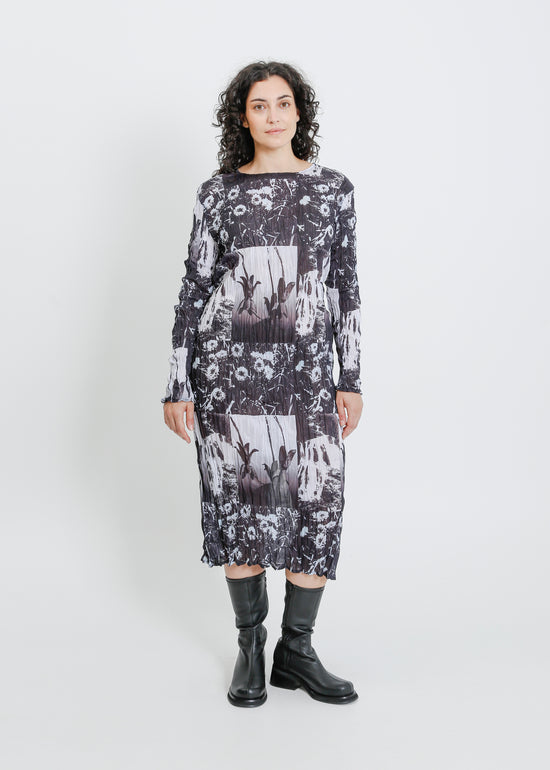 ROONEY PLEAT DRESS / BLACK-WHITE