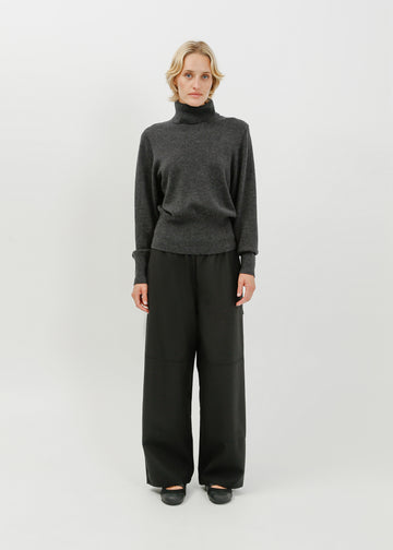 Benson Knit Top / Charcoal